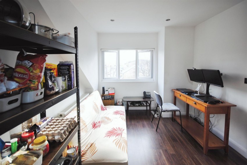 Images for WHIPPENDELL ROAD