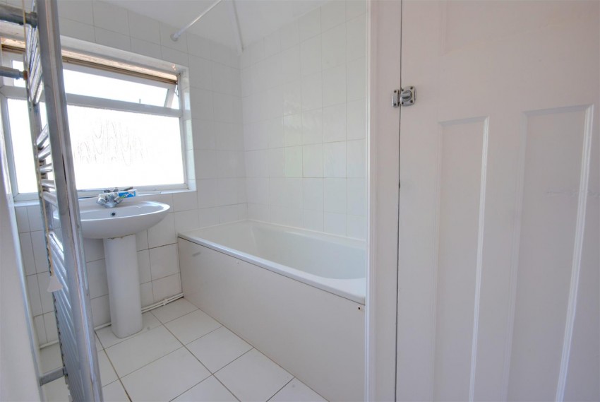 Images for EUSTON AVENUE