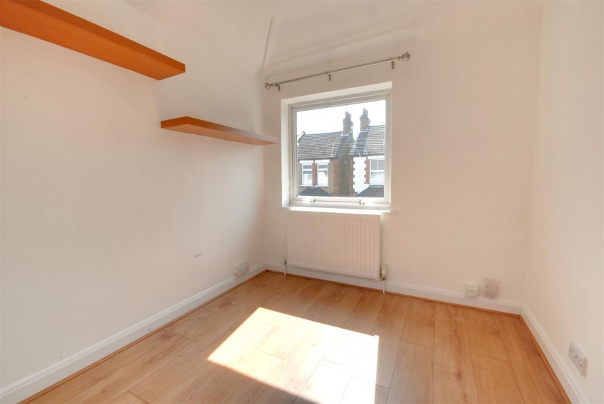 Images for EUSTON AVENUE