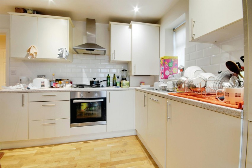 Images for COURT VIEW Whippendell Road, Watford