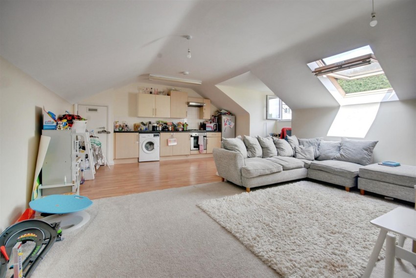 Images for Queen Marys Avenue, Watford