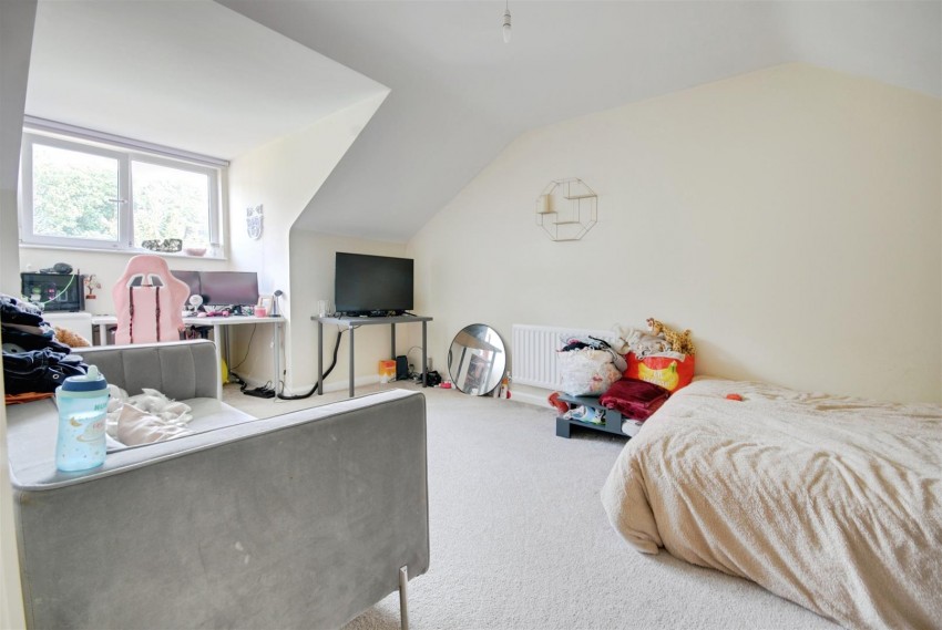 Images for Queen Marys Avenue, Watford