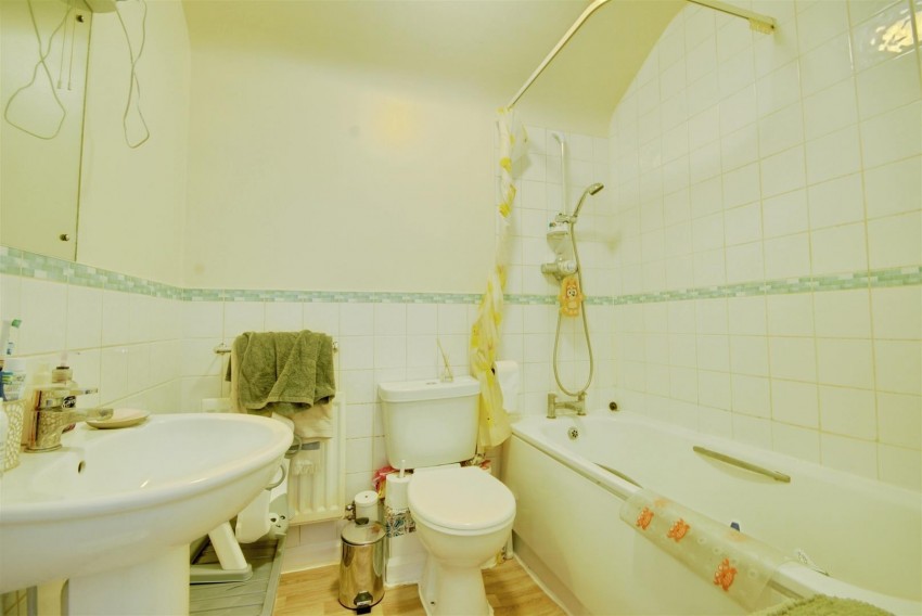 Images for Queen Marys Avenue, Watford