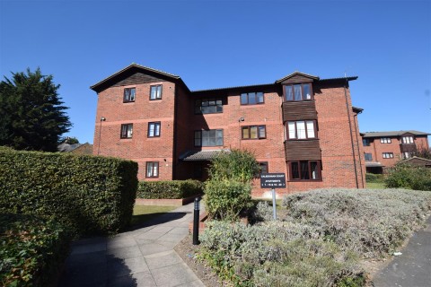 View Full Details for CALEDONIAN COURT, Watford