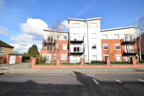 View Full Details for WESTGATE MEWS, Whippendell Road