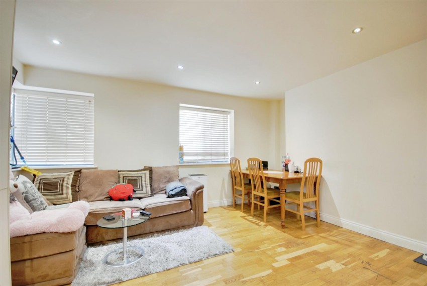 Images for COURT VIEW, Watford