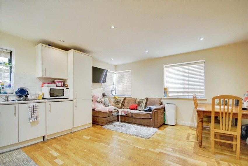 Images for COURT VIEW, Watford