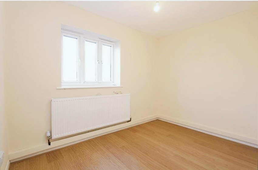 Images for Dromey Gardens, Harrow Weald