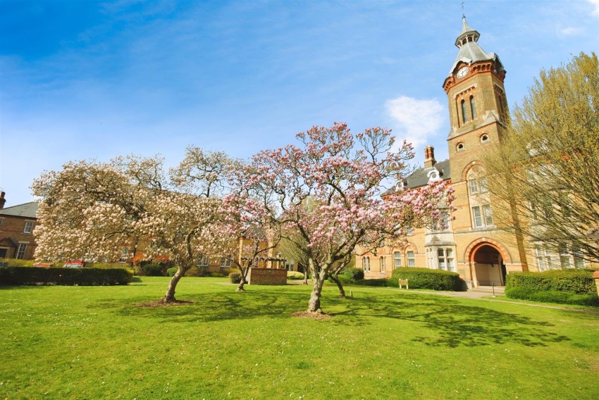 Images for Keele Close, Watford