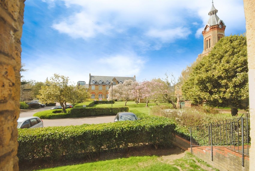 Images for Keele Close, Watford
