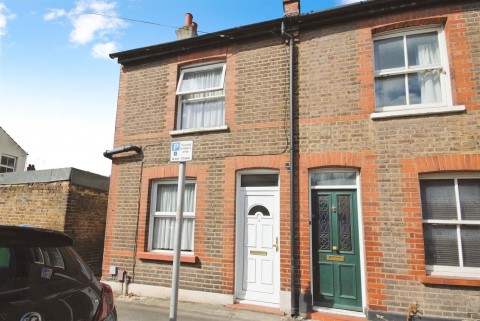 View Full Details for CARDIFF ROAD, Watford