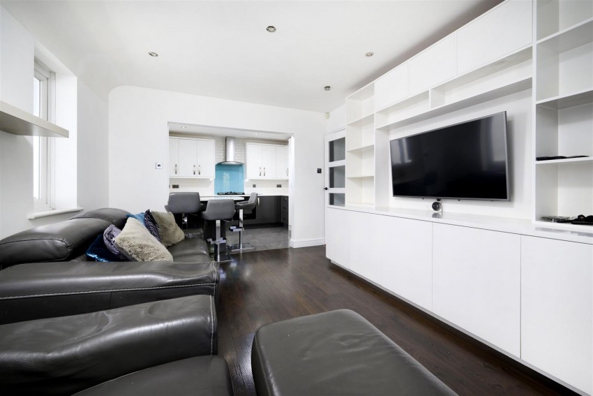 Images for GREENFIELD AVENUE, Carpenders Park