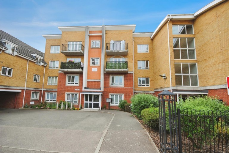 The Gateway, Watford