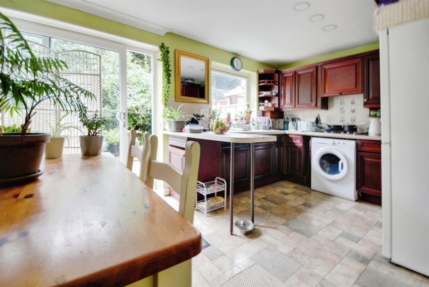 Images for MARGEHOLES, Watford