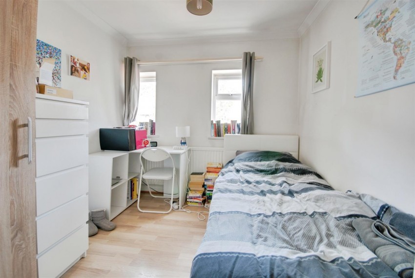 Images for The Queens Drive, Mill End