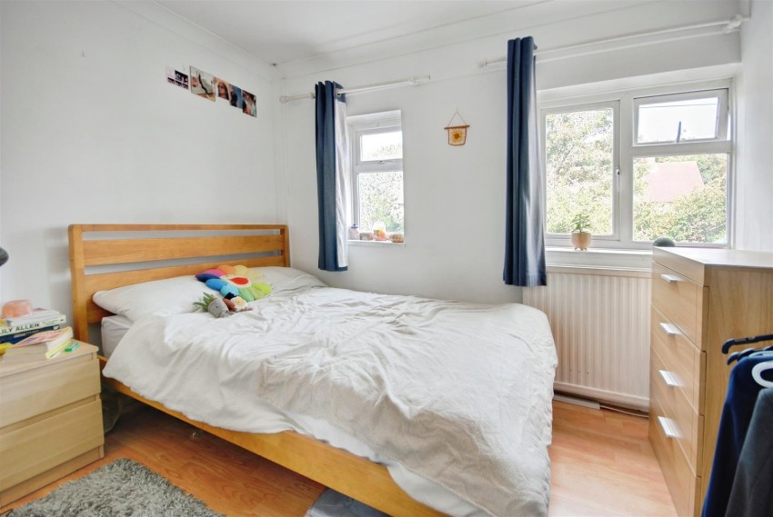 Images for The Queens Drive, Mill End