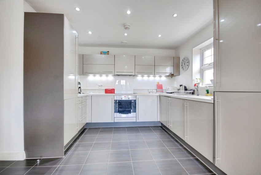 Images for CAMPBELL COURT, Colnehurst Road