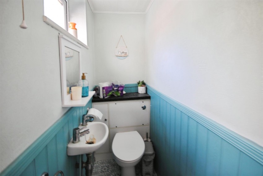 Images for Bramleas, Watford