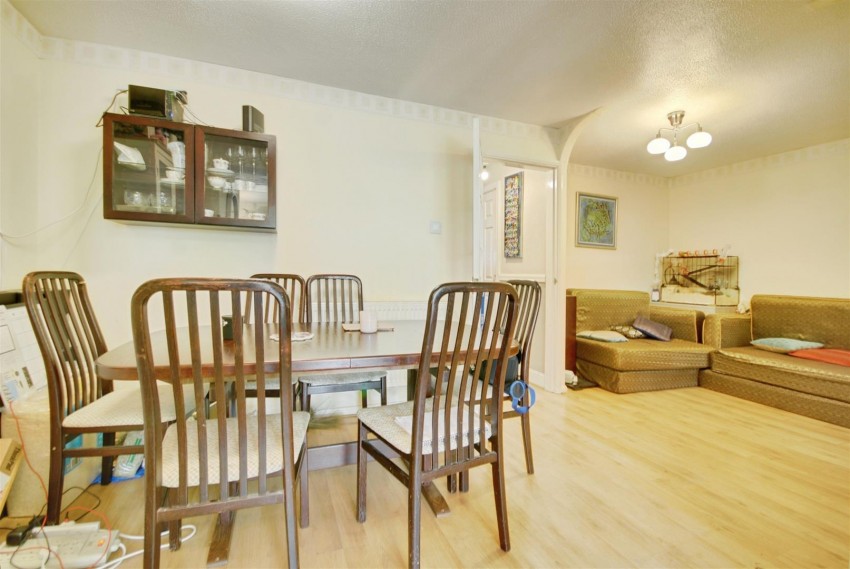 Images for Bramleas, Watford