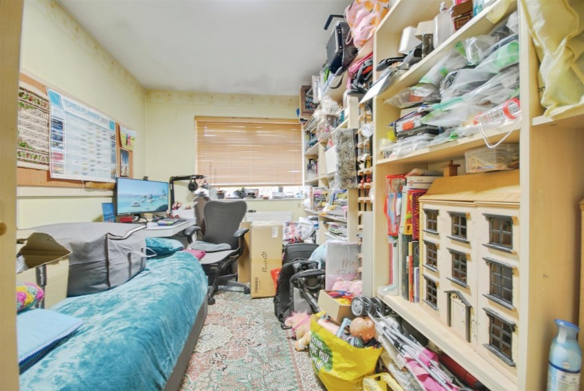 Images for Bramleas, Watford