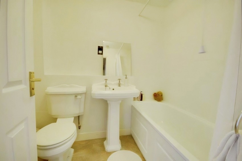 Images for BARRA HOUSE, Scammell Way