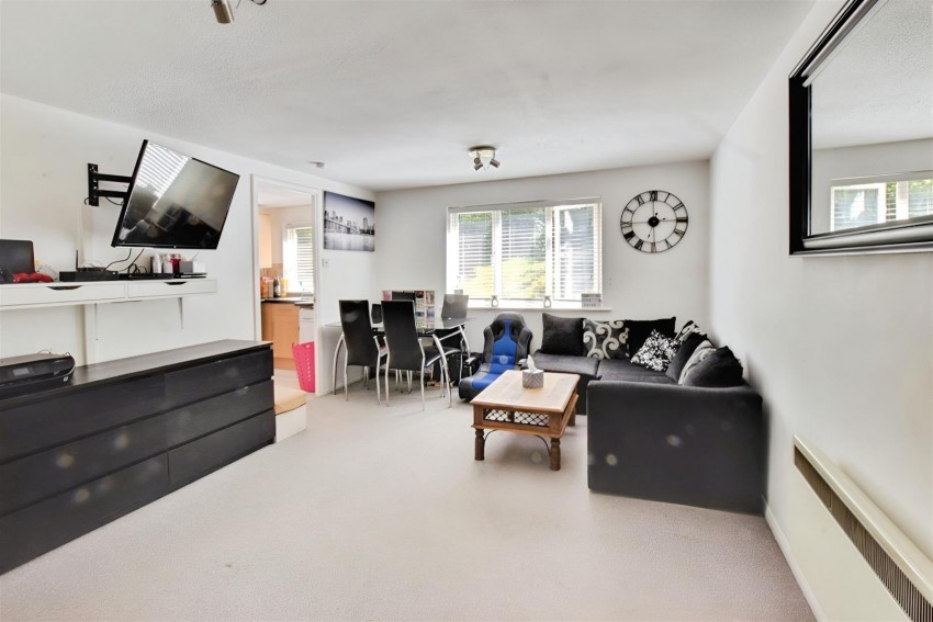 Images for Ravenscroft, Garston