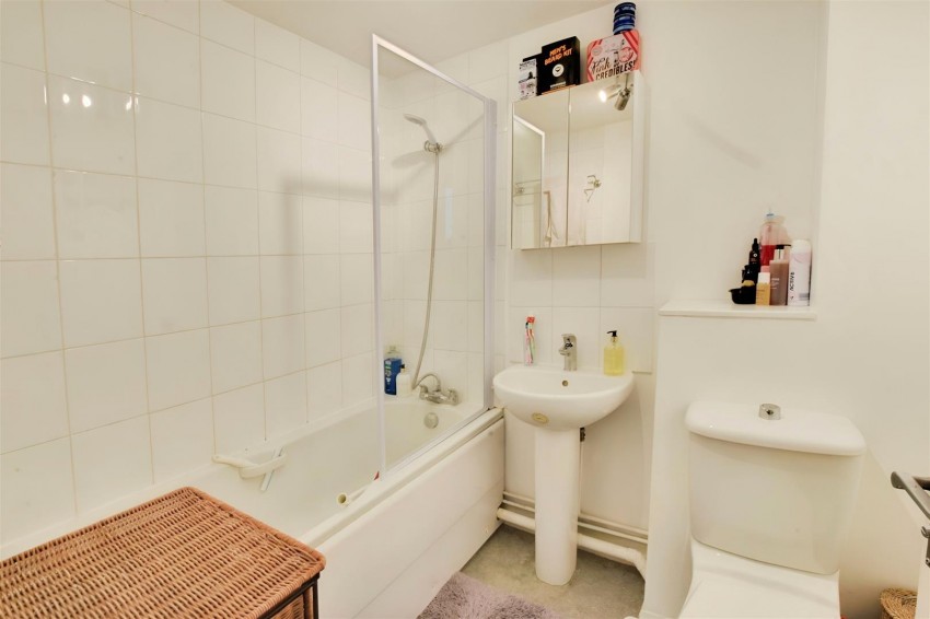 Images for Ravenscroft, Garston
