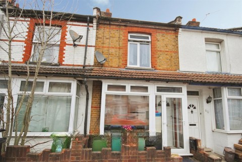 View Full Details for Cecil Street, Watford