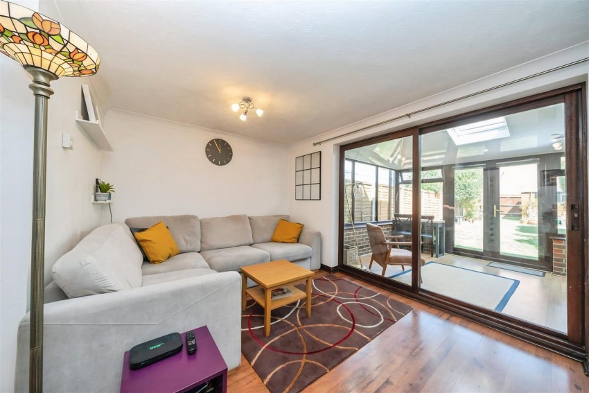 Images for Manor Way, Croxley Green