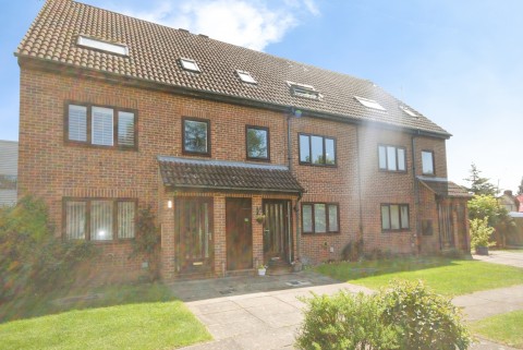 View Full Details for Sheraton Mews, Gade Avenue, Watford