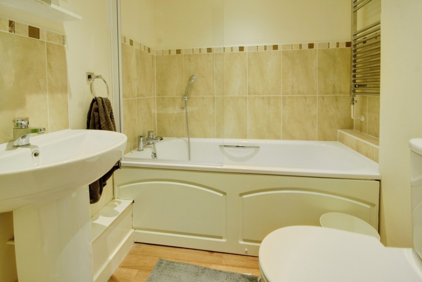 Images for Hales Court, Cow Lane, Watford