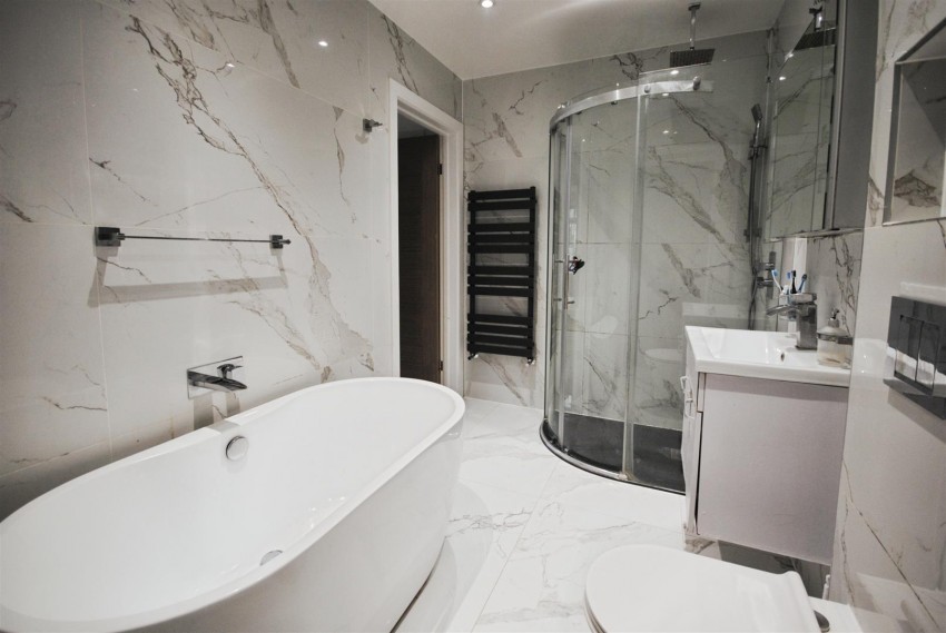 Images for Duncan Way, Bushey