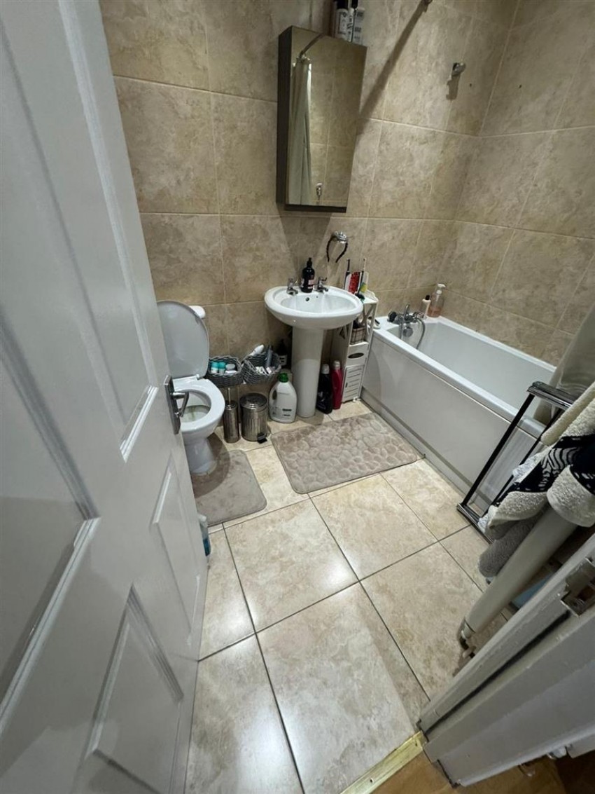 Images for King Georges Avenue, Watford
