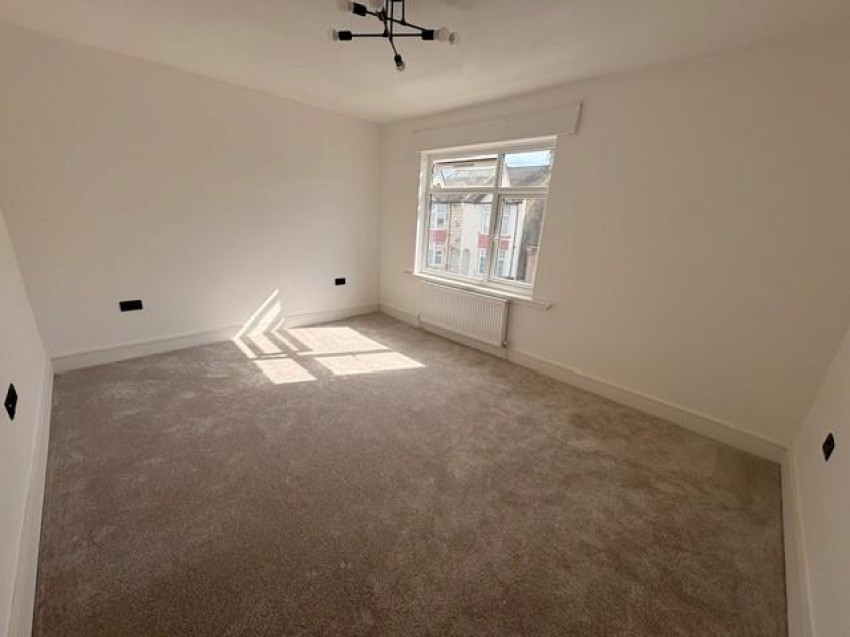 Images for Harwoods Road, Watford