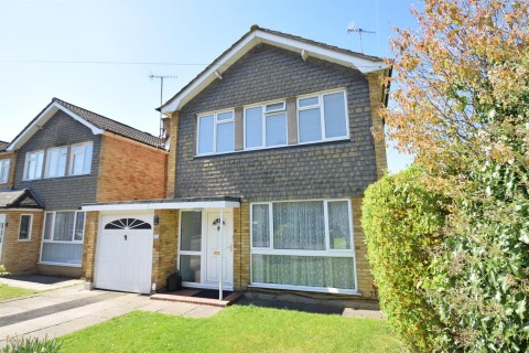 View Full Details for Ashlyn Close, Bushey, Hertfordshire