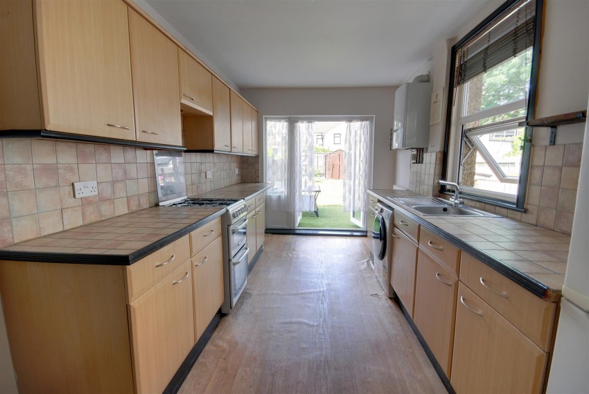 Images for Belgrave Avenue, Watford