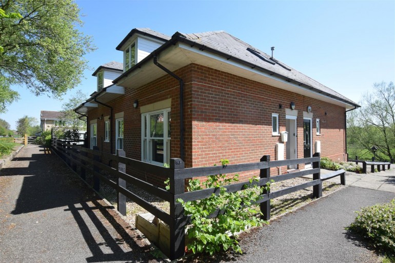 BYEWATERS, Croxley Green